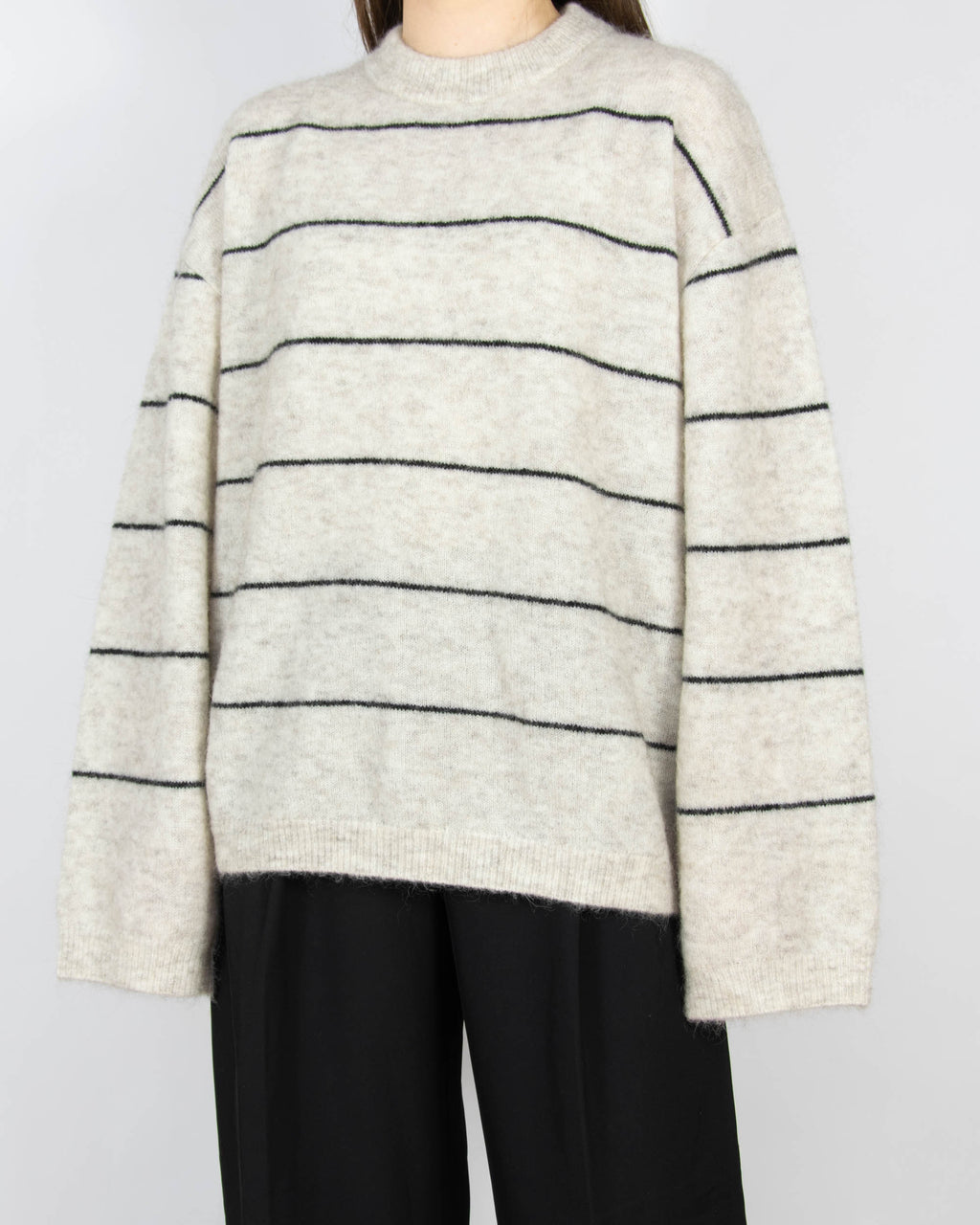 Beżowy (moher + wełna) sweter w czarne paski marki premium ONE AND OTHER.