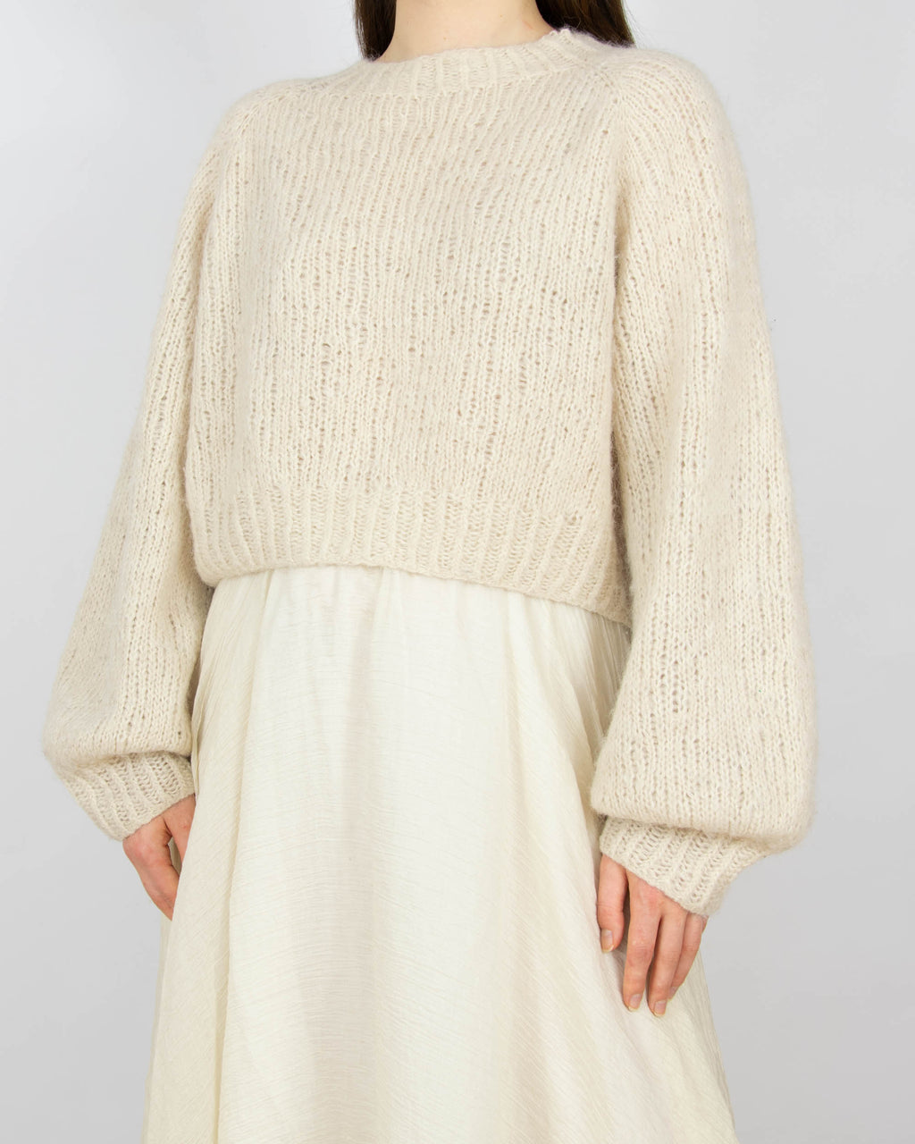Beżowy (alpaka) sweter handmade - S