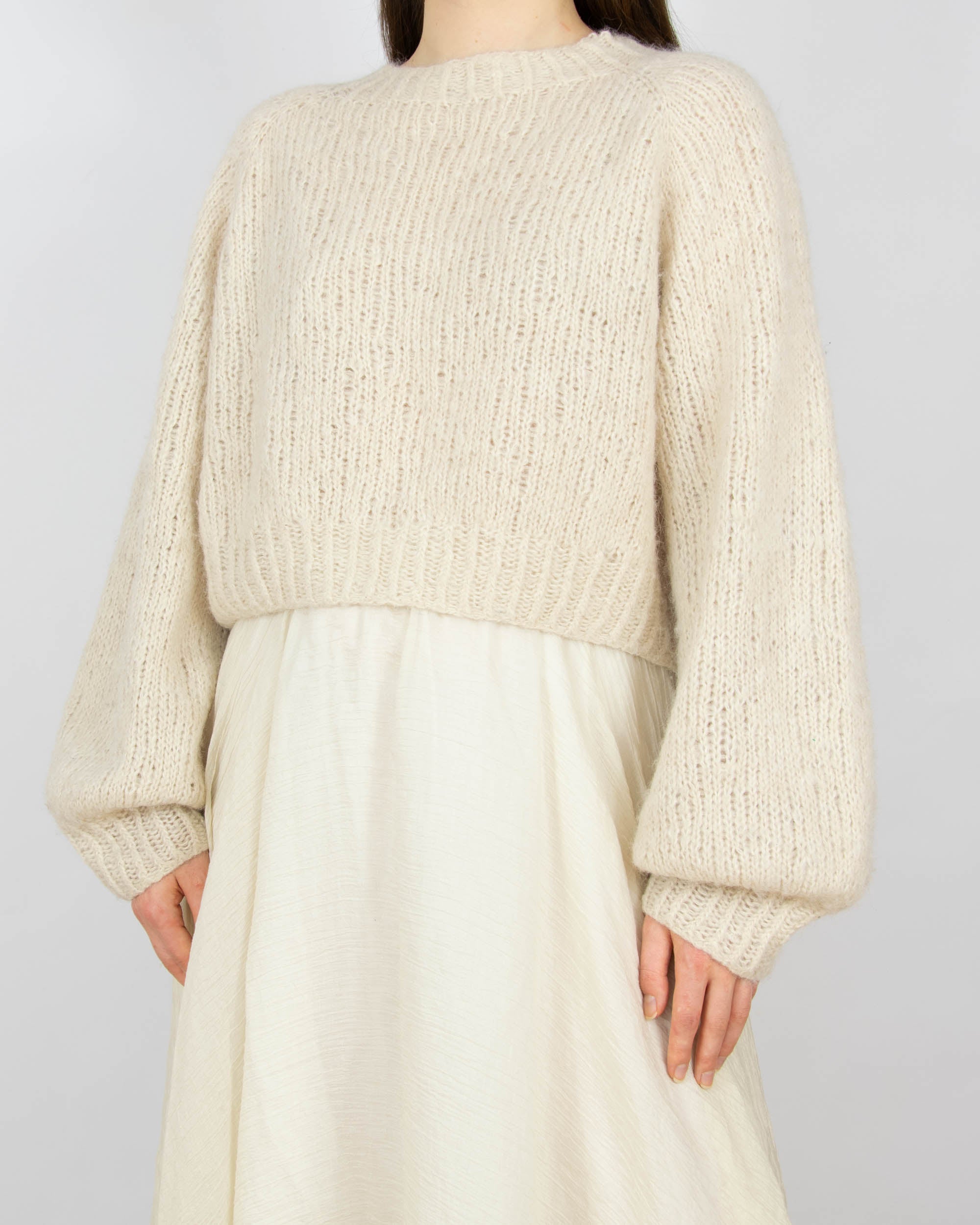 Beżowy (alpaka) sweter handmade - S