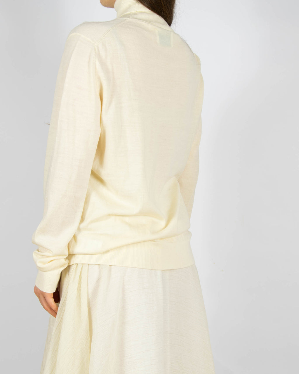 Kremowy (merino) sweter z golfem Samsoe Samsoe - M