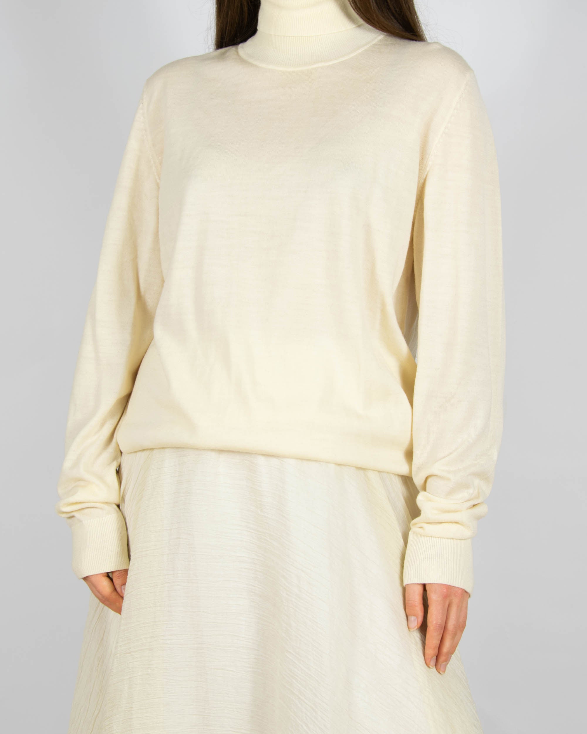Kremowy (merino) sweter z golfem Samsoe Samsoe