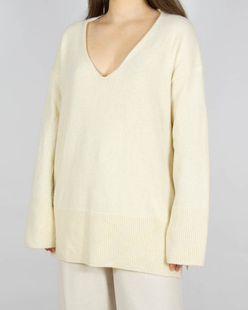 Kremowy wełniany sweter Primark Edit