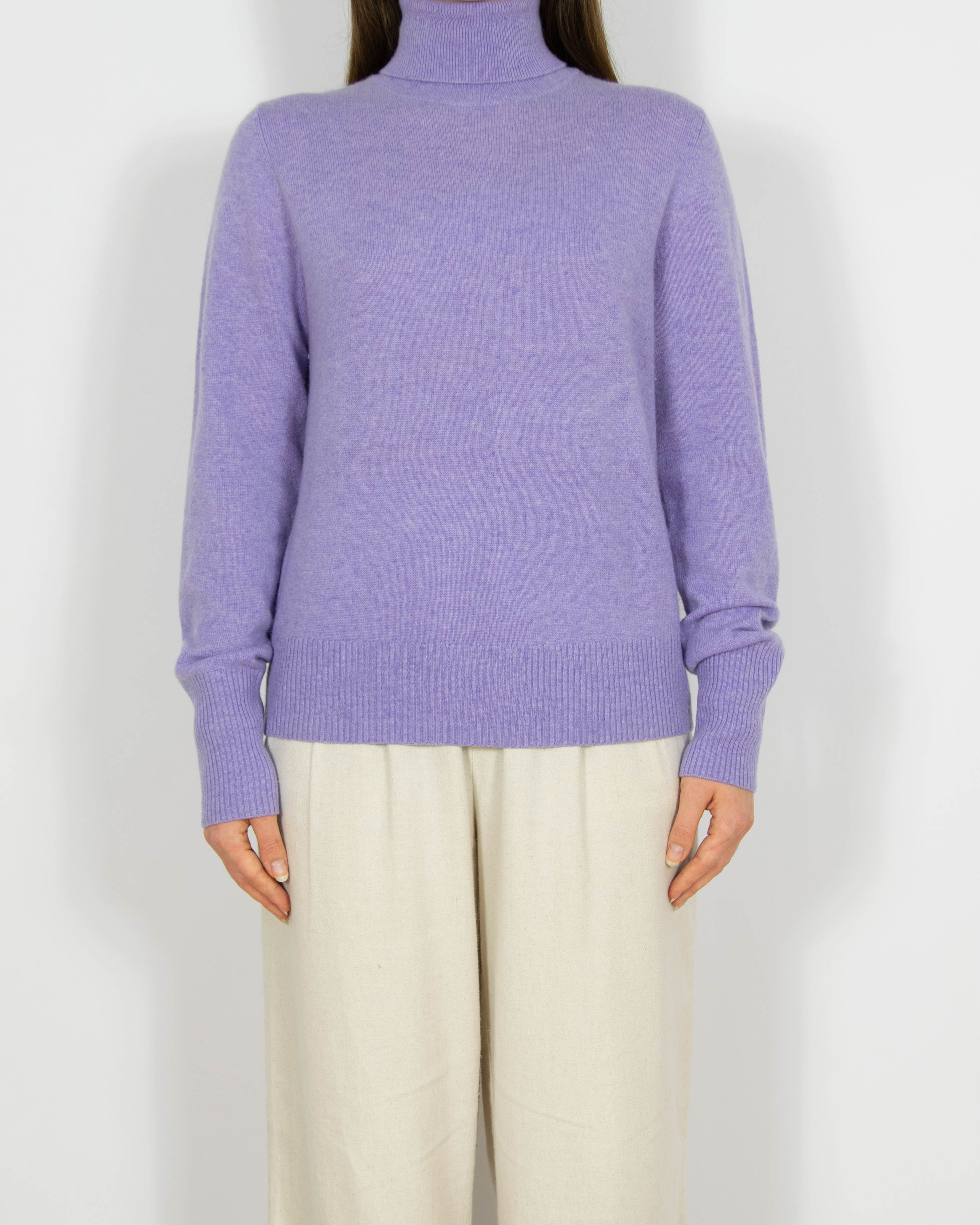 Liliowy kaszmirowy sweter z golfem C&A Premium - M