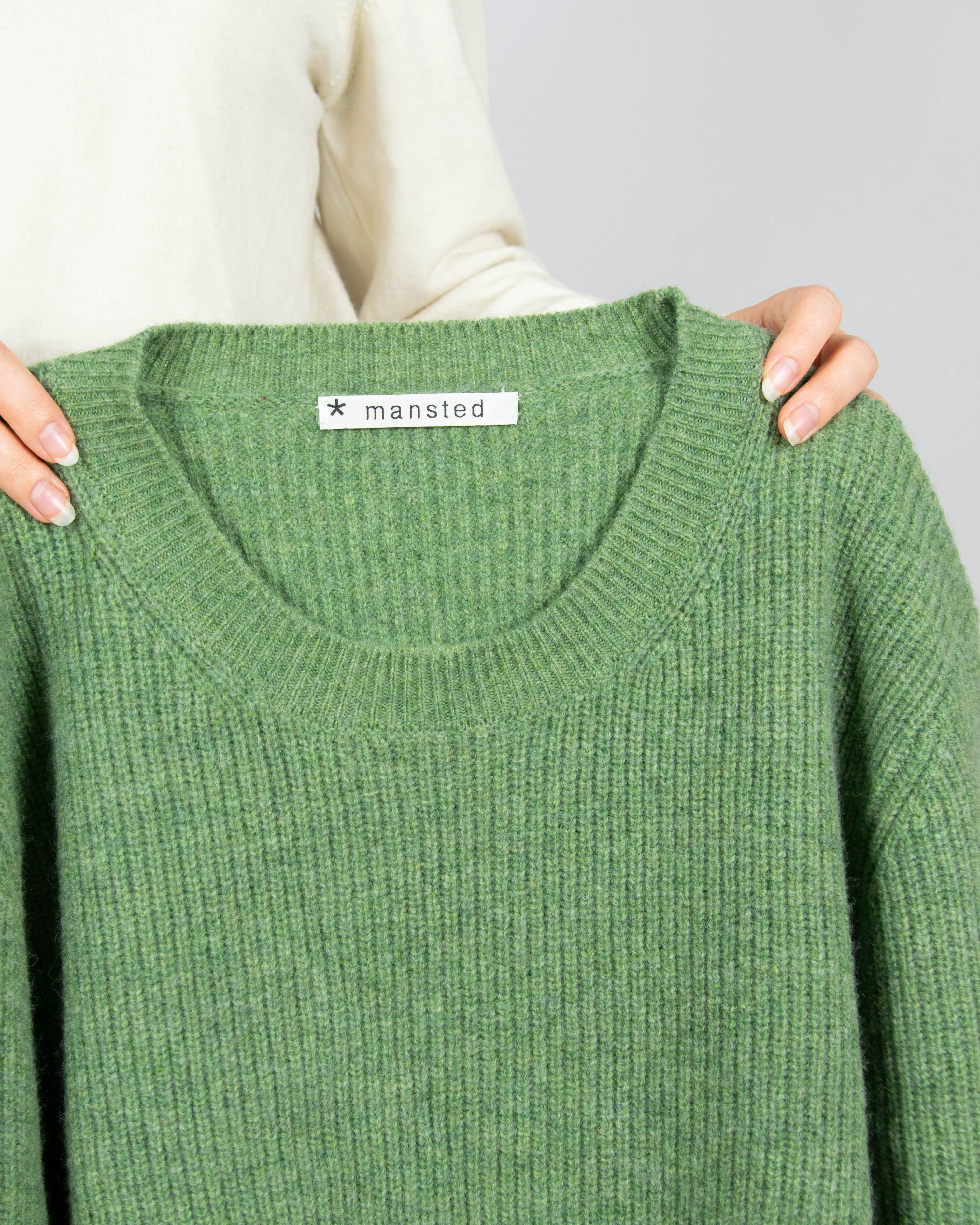 Zielony wełniany (wełna jagnięca) sweter Mansted - L