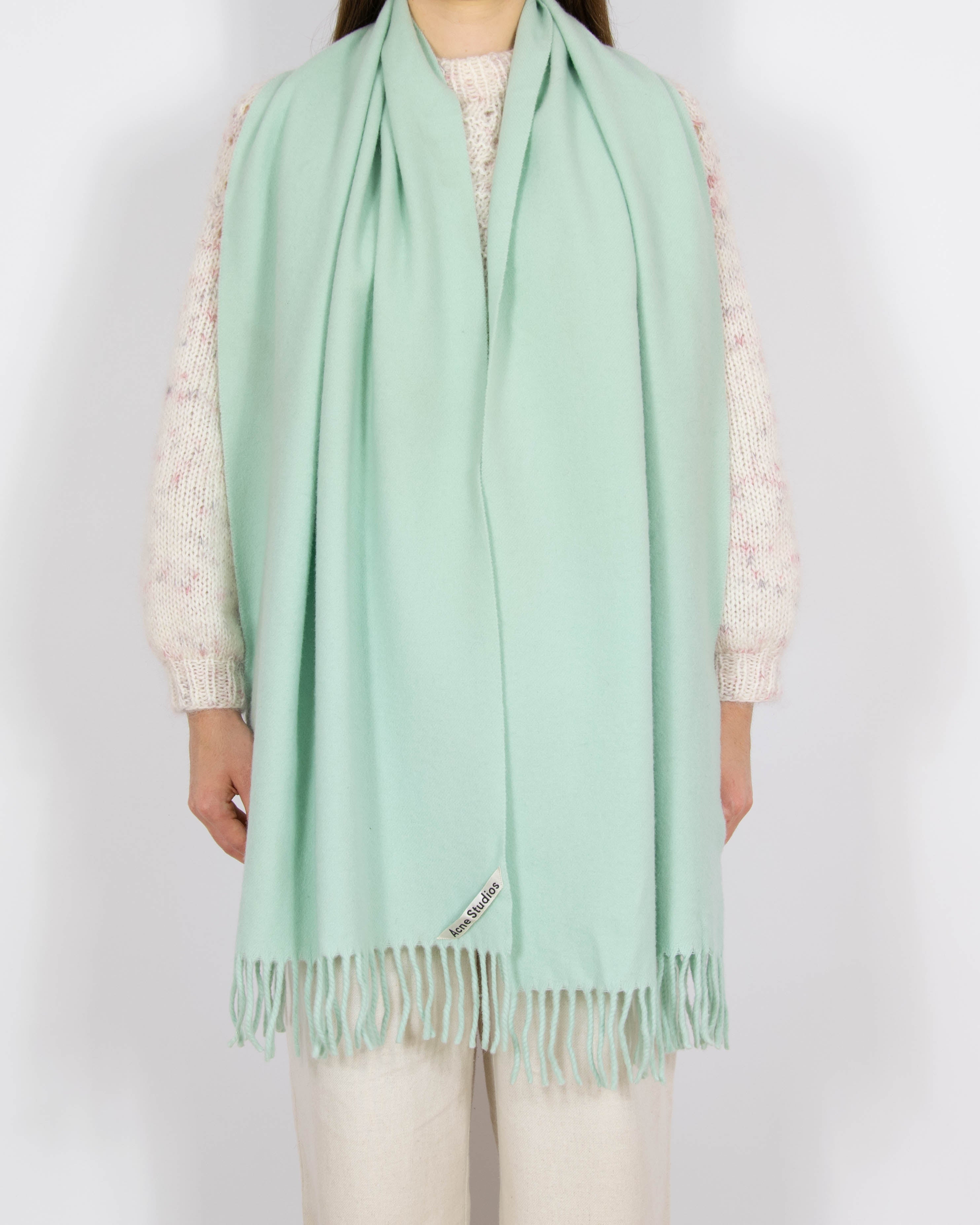 Miętowy wełniany szal Acne Studios - 180x47