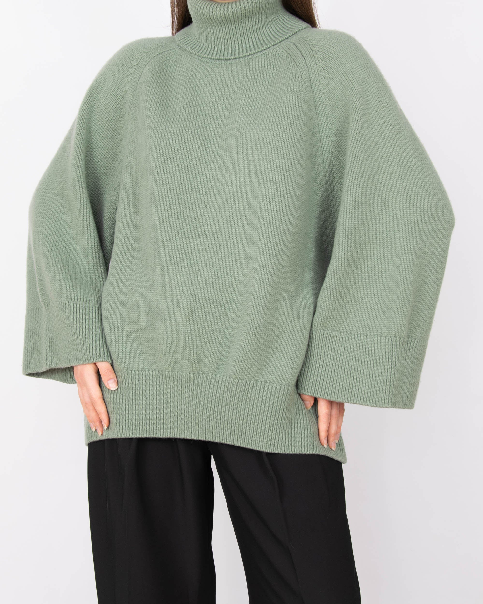 CAVOUR (miękka delikatna wełna) - L