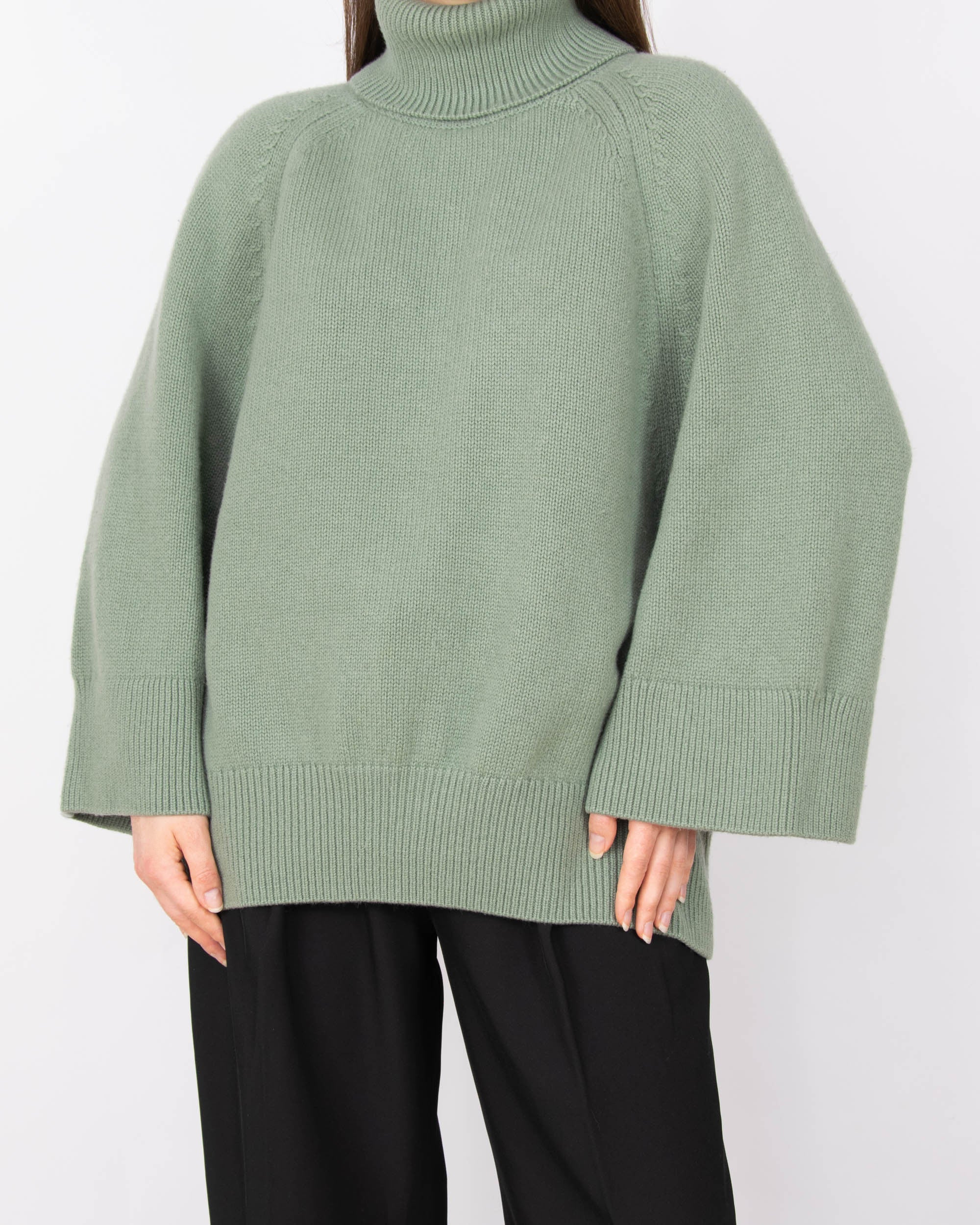 CAVOUR (miękka delikatna wełna) - L