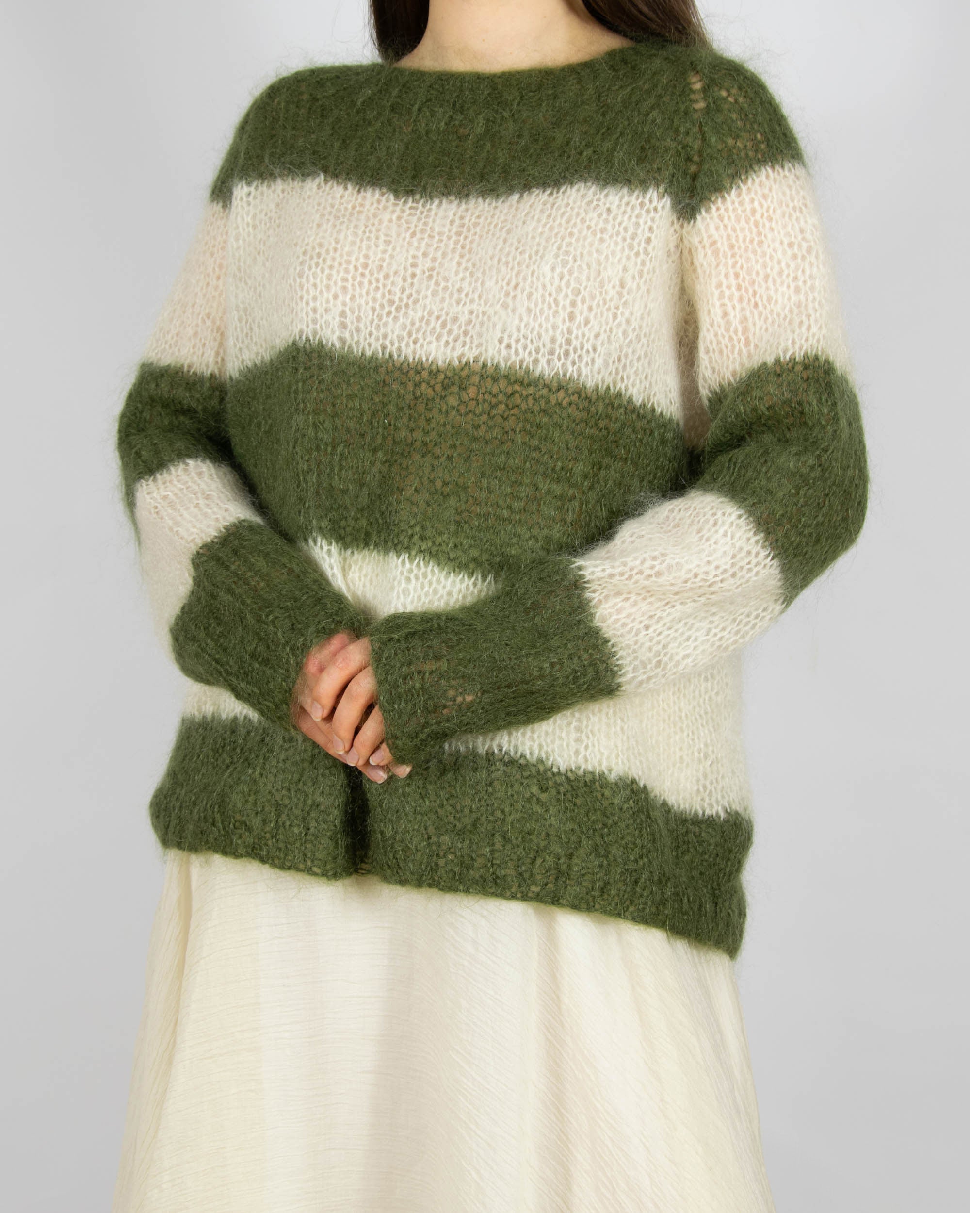 Kremowo oliwkowy moherowy sweter w paski Handmade - M