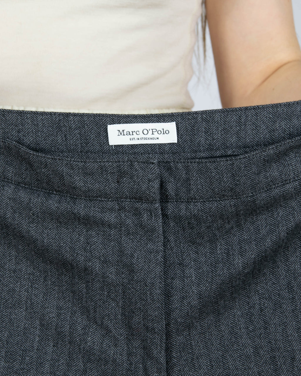 Ciemnoszare spodnie w jodełkę Marc O' Polo - XS