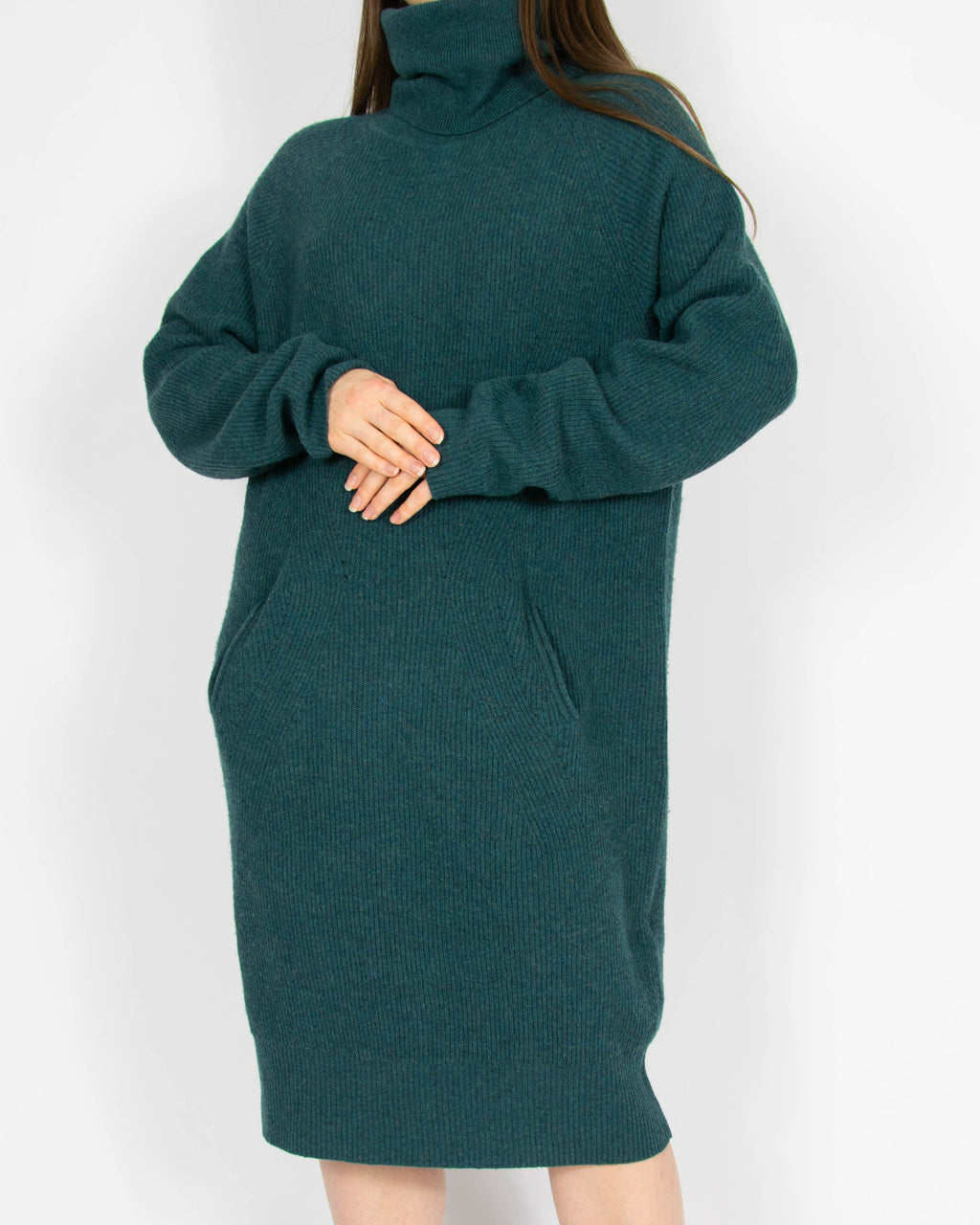 Morska wełniana (merino extra fine) sukienka z golfem WOODLING - L