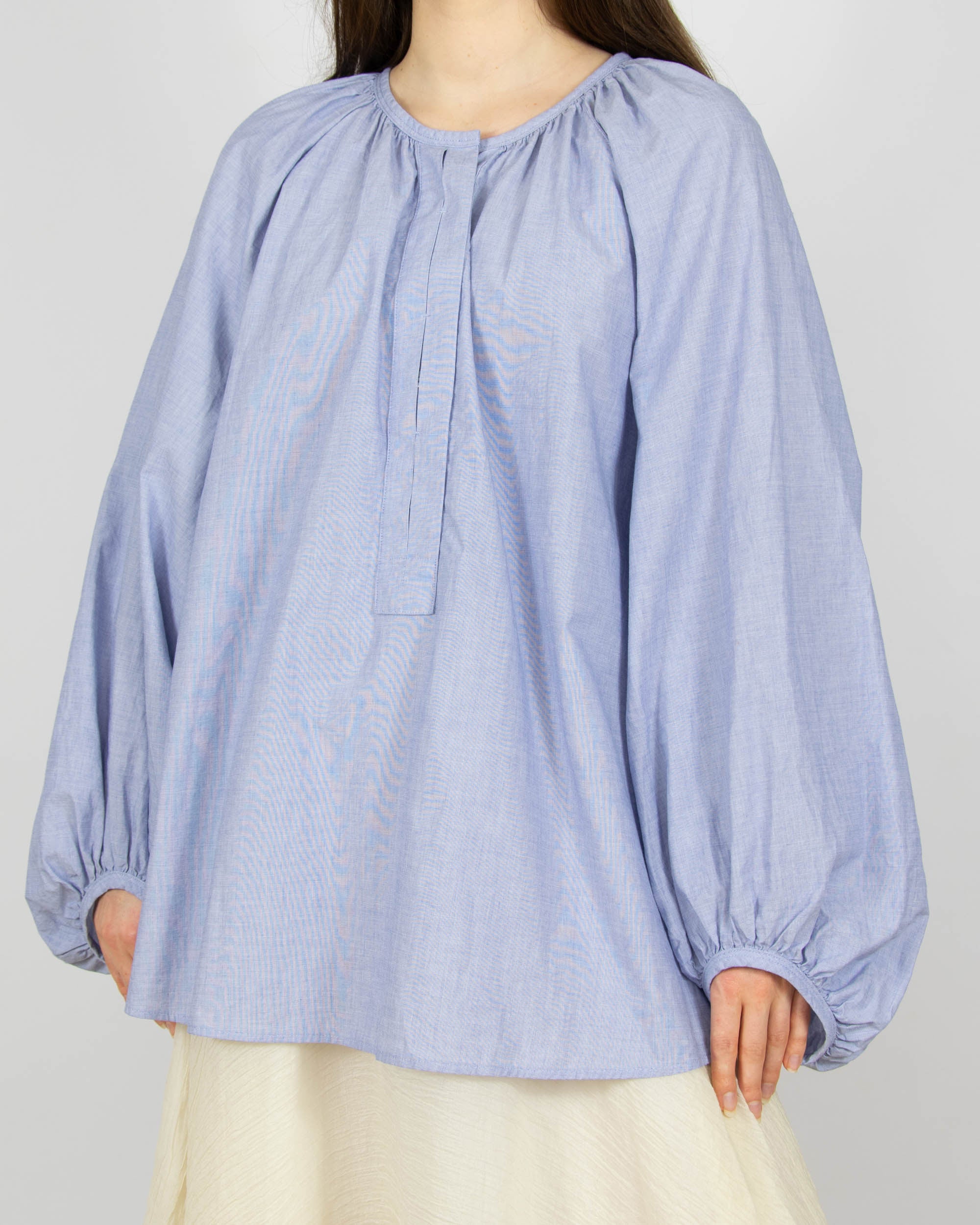 Niebieska bawełniana bluzka Massimo Dutti