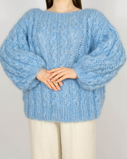 Niebieski moherowy sweter Handmade