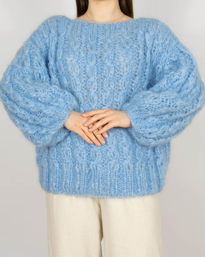Niebieski moherowy sweter Handmade