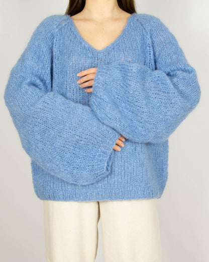 Niebieski moherowy sweter Handmade