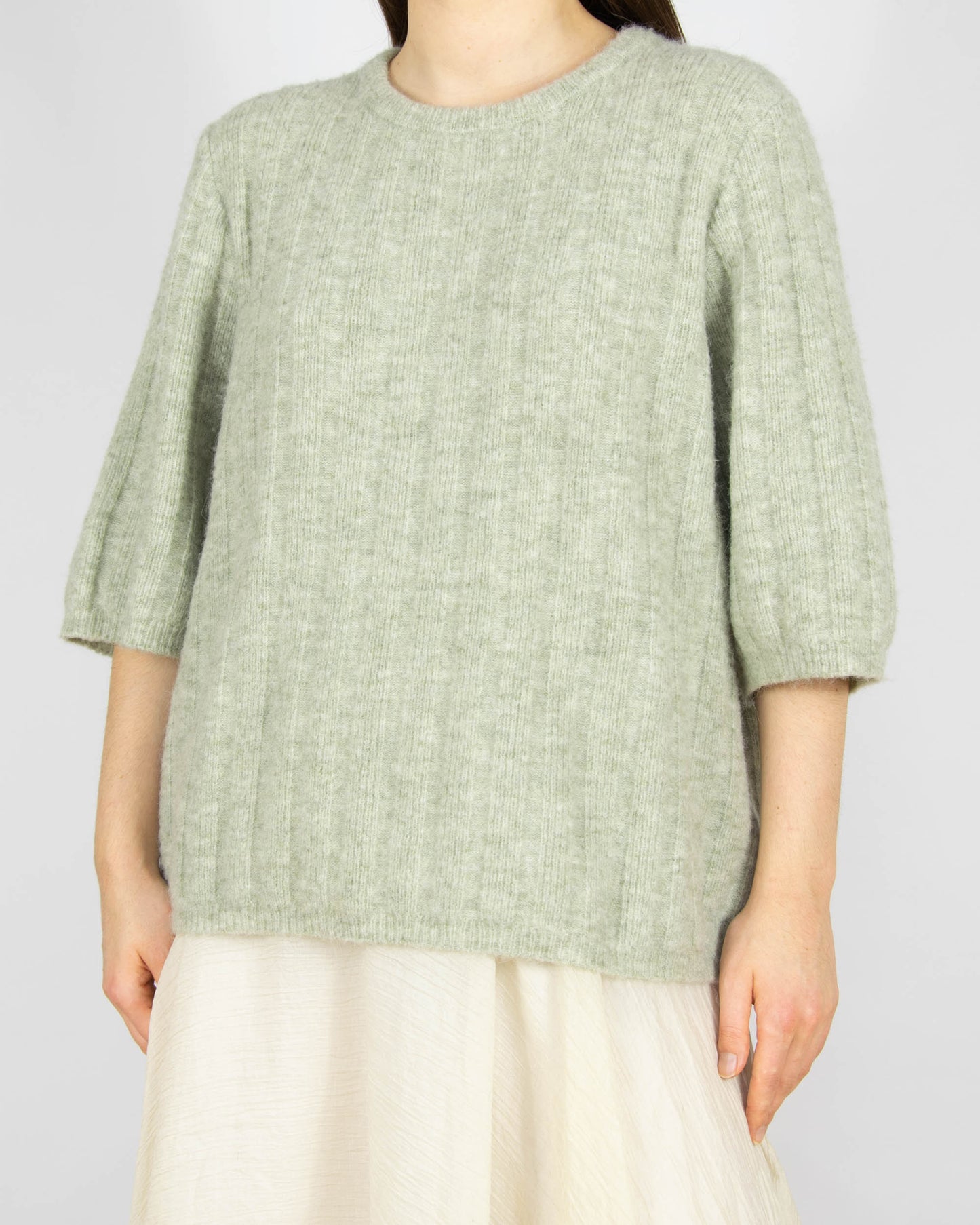 Pistacjowy (alpaka + wełna) sweter GESTUZ - L