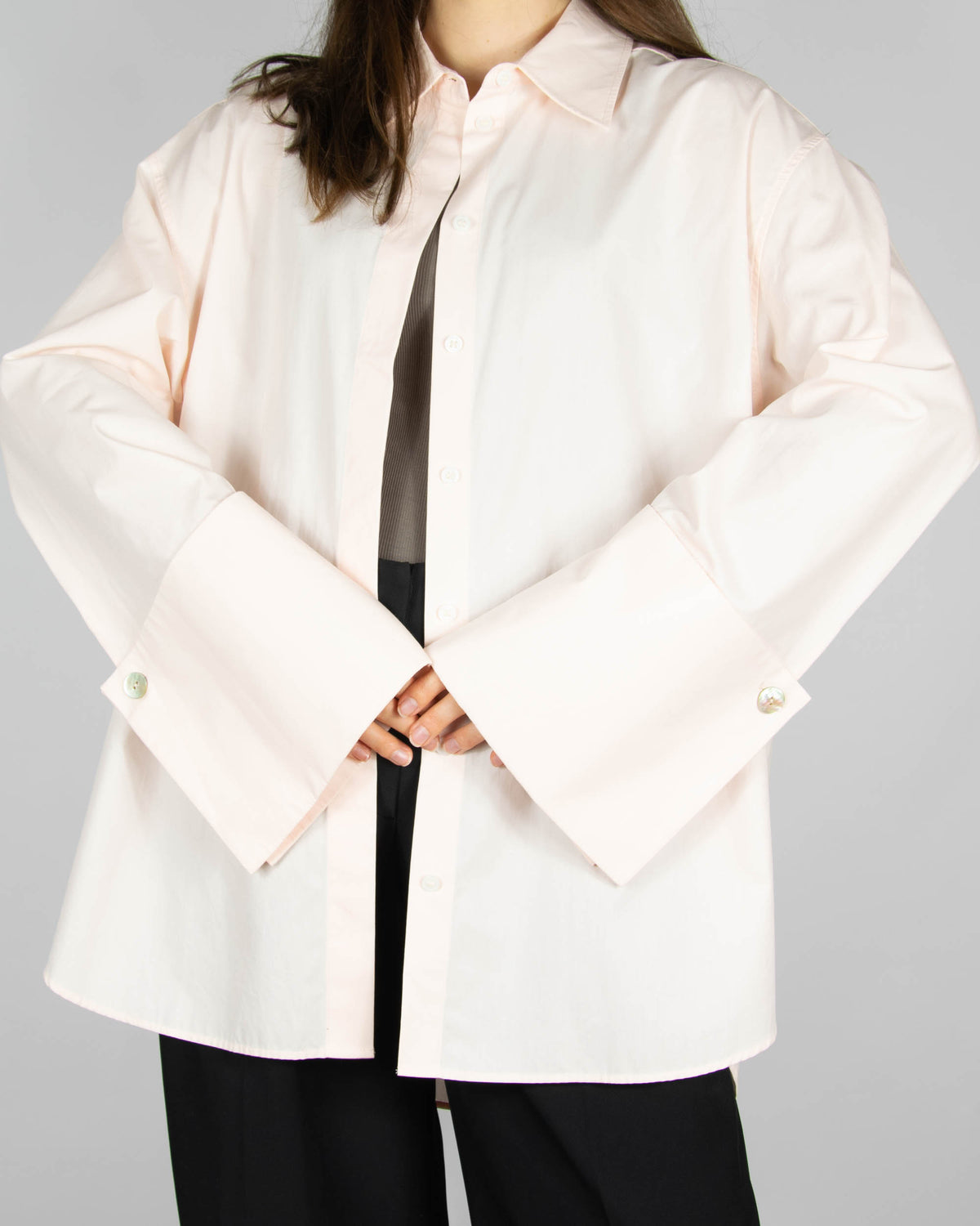 Pudrowa różowa bawełniana koszula oversize marki H&M Premium