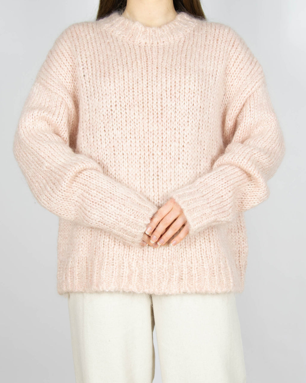 Pudrowy moherowy sweter - M