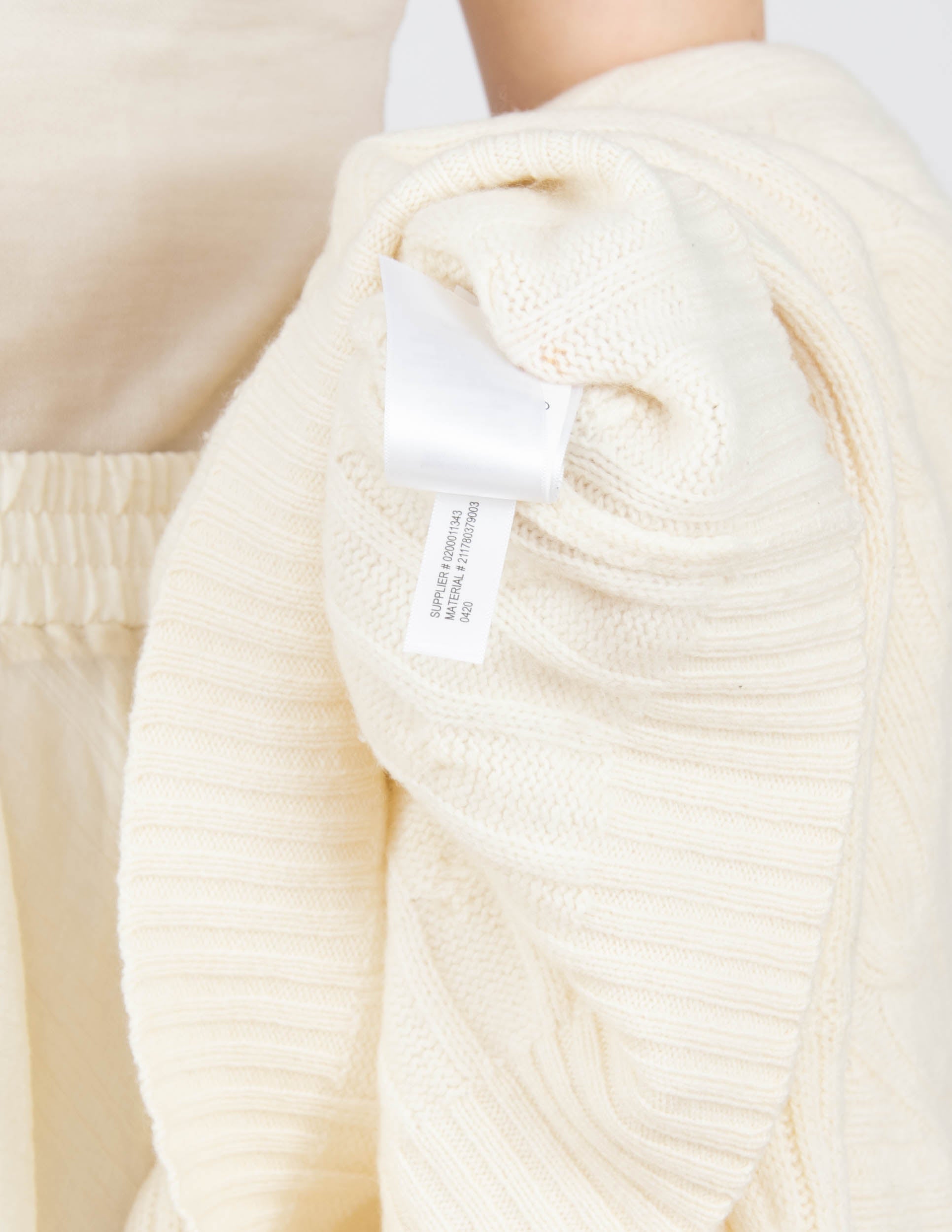 Śmietankowy kaszmirowy sweter warkoczowy Ralph Lauren - L