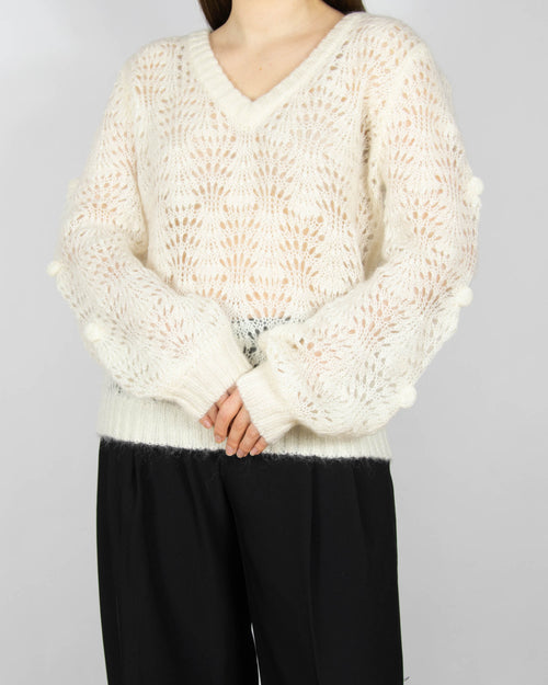 Śmietankowy ażurowy moherowy (kid moher) sweter marki BELLAS HUS