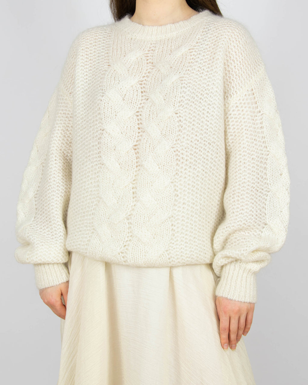 Śmietankowy moherowy sweter Marie Philippe