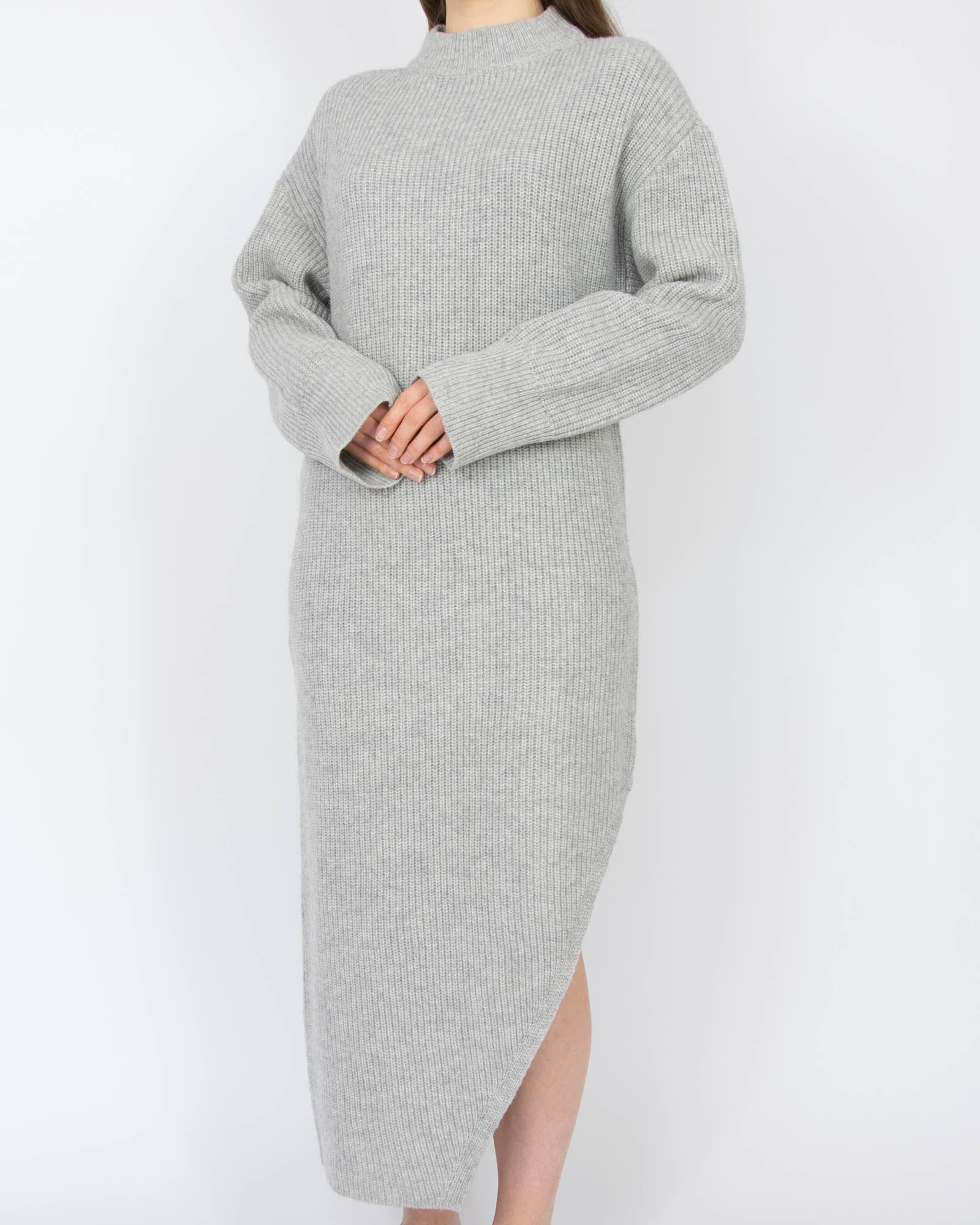 Szara wełniana długa sukienka NORR
