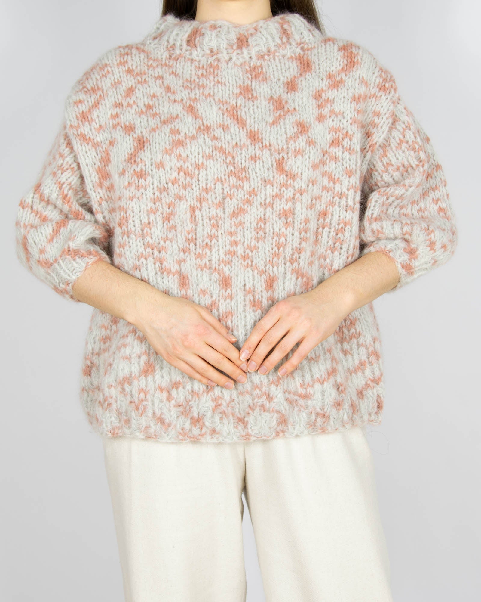 Szaro różowy wełniany (alpaka) sweter z krótkim rękawem Handmade