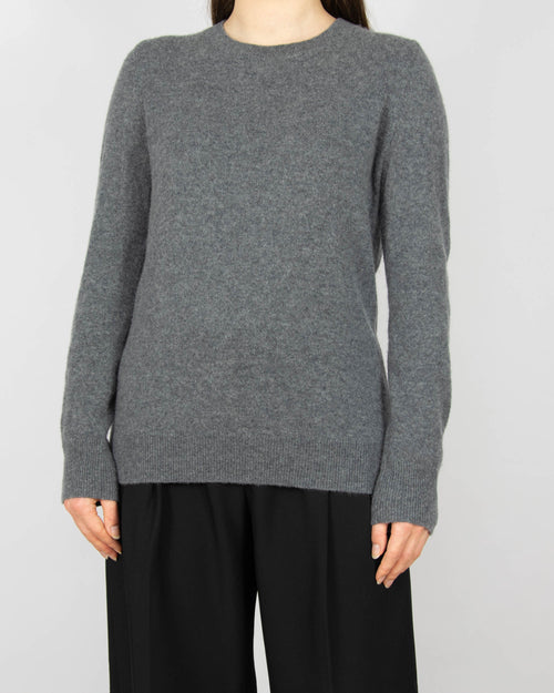 Szary kaszmirowy sweter marki NORDSTROM.